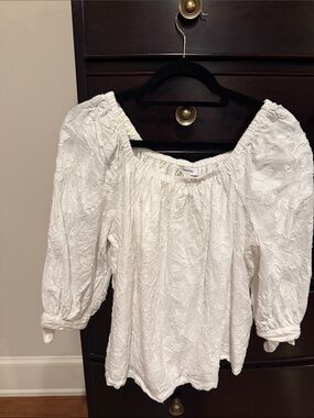 Nordstrom White Textured Puff-Sleeve Blouse